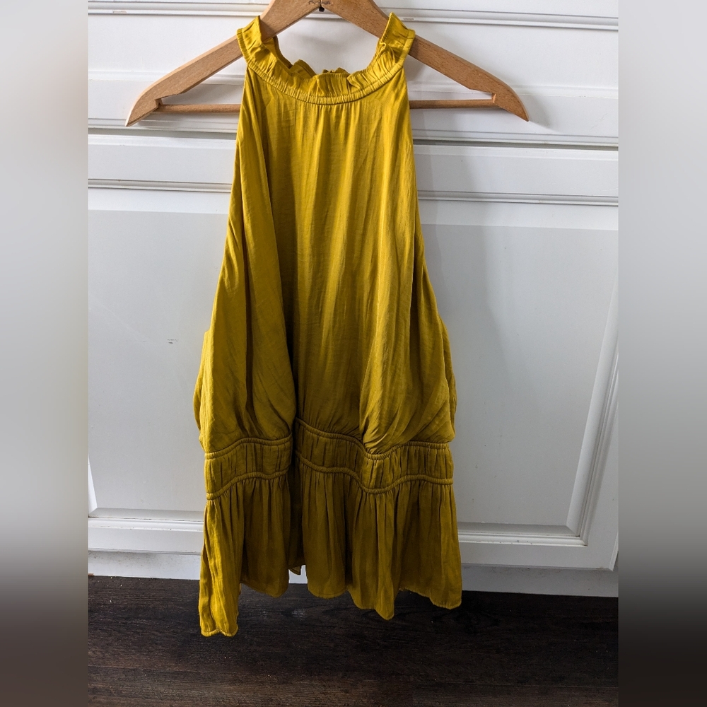 Gorgeous Nine West Mustard Bohemian Yellow Halter Top Size XL Ruffle Neckline